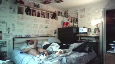 dbeamon92 online show from February 2026 01:17:01 PM