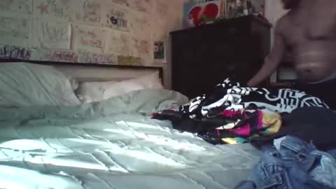 dbeamon92 online show from March 2026 12:10:02 PM