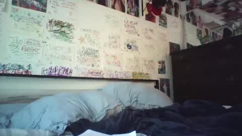 dbeamon92 online show from April 2026 02:28:01 PM