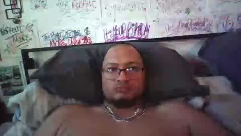 dbeamon92 online show from April 2026 07:58:01 PM