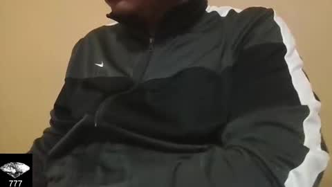 Snapshot of dc333777 chatting on March 2026 12:15:01 AM dc333777 online show from March 2026 12:15:01 AM