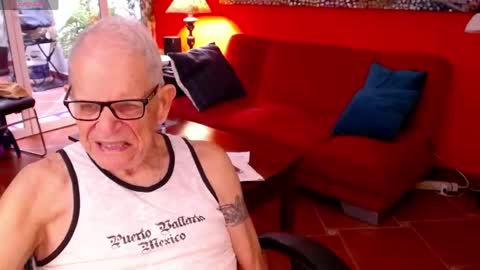 Snapshot of ddaldd chatting on April 2026 04:23:02 PM NOLADon online show from April 2026 04:23:02 PM