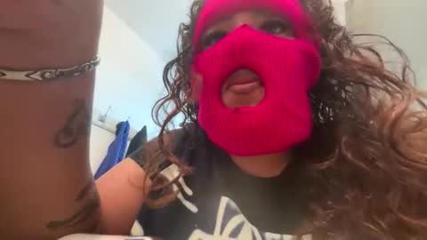 Snapshot of ddmistress_99 chatting on December 2025 10:18:02 PM ddmistress_99 online show from December 2025 10:18:02 PM