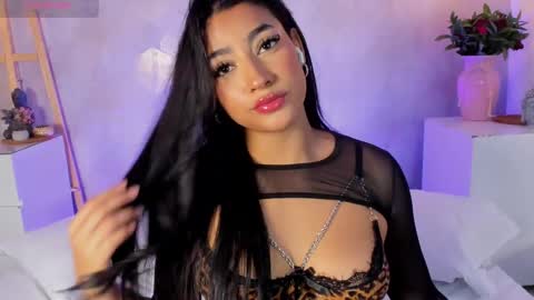 dea_athenea online show from September 2025 08:02:02 PM