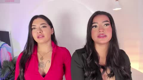 dea_athenea online show from October 2025 01:52:01 PM