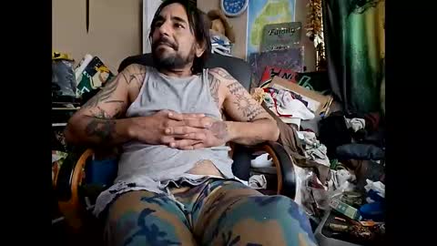 Snapshot of deadbirdink8o8 chatting on April 2026 10:18:01 PM deadbirdink8o8 online show from April 2026 10:18:01 PM