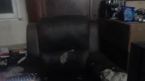 Snapshot of deadpoolbkn chatting on January 2025 06:02:02 AM deadpoolbkn online show from January 2025 06:02:02 AM