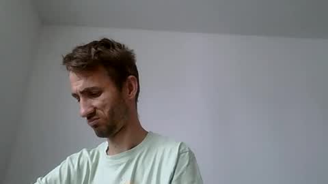 Snapshot of deaf_fc_union_berlin14 chatting on June 2026 11:00:01 AM robert online show from June 2026 11:00:01 AM