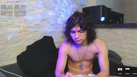 Snapshot of dean_raven chatting on June 2026 10:45:01 PM dean_raven online show from June 2026 10:45:01 PM