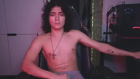 Snapshot of dean_raven chatting on July 2026 09:25:02 PM dean_raven online show from July 2026 09:25:02 PM