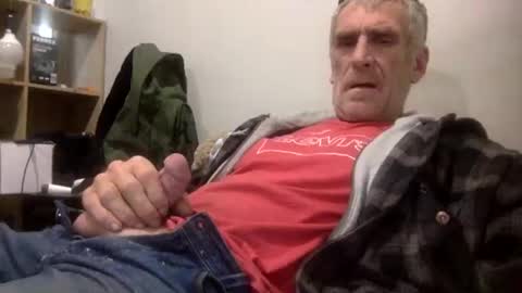 deanofflove221000 online show from April 2026 06:06:01 AM