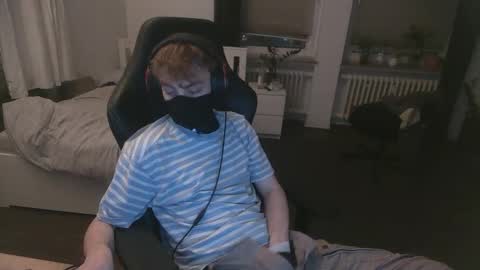 Snapshot of deanparkerx chatting on October 2025 12:11:02 AM Dean online show from October 2025 12:11:02 AM