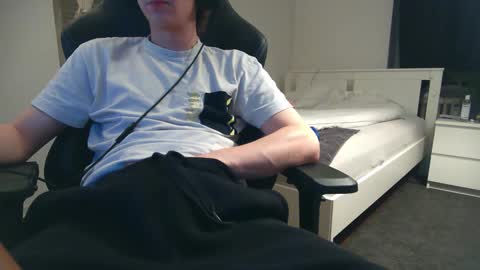 Snapshot of deanparkerx chatting on January 2026 07:28:02 PM Dean online show from January 2026 07:28:02 PM