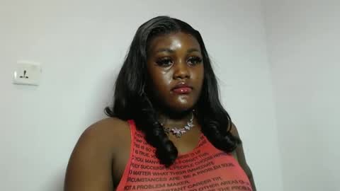 Snapshot of dearprettybaddie chatting on May 2026 08:11:01 AM dearprettybaddie online show from May 2026 08:11:01 AM