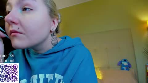 Debbie Mon Tue Fri Sun Sat GMT 3 1000am - 0400pm  online show from January 2026 05:26:01 PM