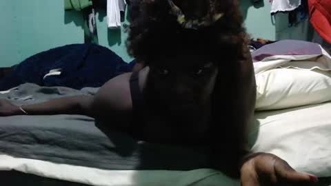 Snapshot of debbyslatter chatting on October 2025 08:48:02 PM debbyslatter online show from October 2025 08:48:02 PM