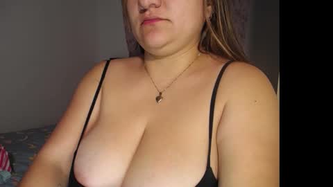 Snapshot of debie_lehee chatting on December 2024 12:20:02 AM Victoria online show from December 2024 12:20:02 AM