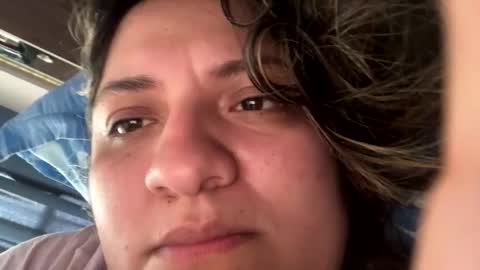 Snapshot of debie_lehee chatting on April 2026 09:45:02 PM Victoria online show from April 2026 09:45:02 PM