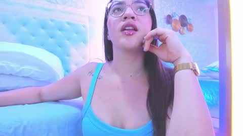 Snapshot of debora_scoot chatting on November 2025 11:10:02 AM Debora online show from November 2025 11:10:02 AM