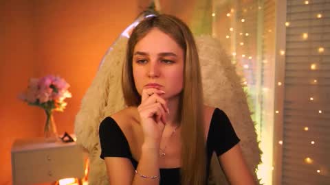 Snapshot of deboralarson chatting on March 2026 06:19:02 AM Debora online show from March 2026 06:19:02 AM