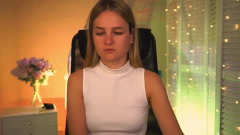 Snapshot of deboralarson chatting on April 2026 03:29:01 AM Debora online show from April 2026 03:29:01 AM