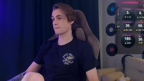 Snapshot of debugmee chatting on November 2025 04:40:02 PM Samuel online show from November 2025 04:40:02 PM