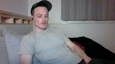 Snapshot of dee4dayz19 chatting on February 2026 03:24:02 AM Dee4dayz online show from February 2026 03:24:02 AM