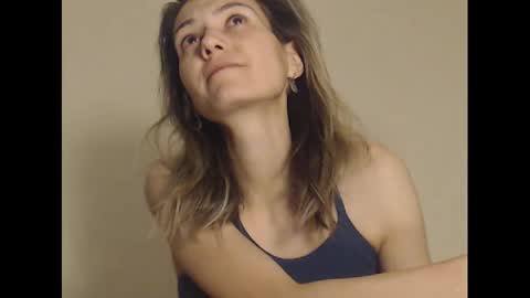 Deelightfull online show from February 2025 07:49:01 PM