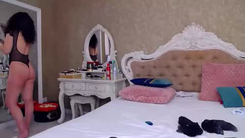 Snapshot of deenajay chatting on February 2026 06:23:01 AM DeenaJay online show from February 2026 06:23:01 AM