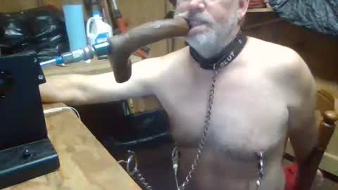 Snapshot of deepthroat227 chatting on November 2025 12:10:02 AM Deepthroat My Big Dildos online show from November 2025 12:10:02 AM