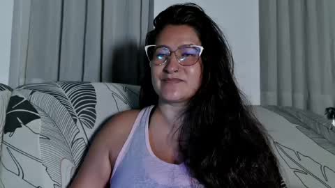 Snapshot of deesseluxure_ chatting on May 2026 02:49:01 AM Andre online show from May 2026 02:49:01 AM