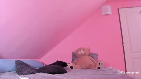 Deessert online show from January 2025 05:32:01 AM