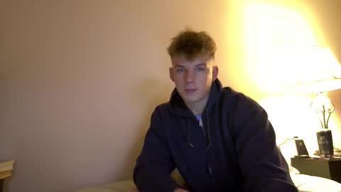 Snapshot of deeyungguy chatting on November 2025 12:16:02 PM more content and goodies online show from November 2025 12:16:02 PM