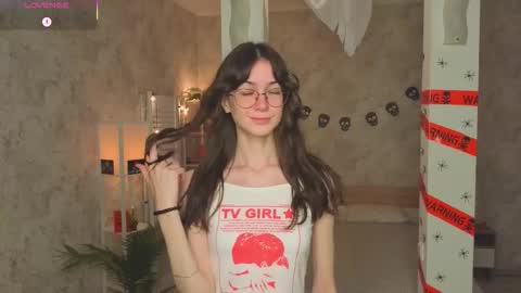 Amy online show from October 2025 07:26:02 PM