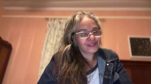 Tori online show from March 2026 06:52:02 AM