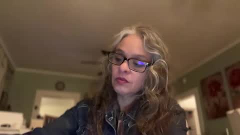 Tori online show from March 2026 06:47:02 AM