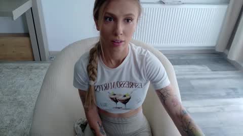 Snapshot of deidi_sweet chatting on October 2025 09:41:02 AM Di online show from October 2025 09:41:02 AM