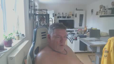 deinprinz2312 online show from January 2025 10:17:01 AM