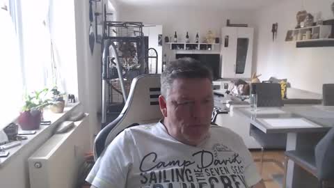 deinprinz2312 online show from January 2025 12:06:02 PM