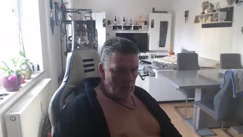 deinprinz2312 online show from March 2025 10:07:02 AM