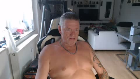 deinprinz2312 online show from July 2026 04:18:01 AM