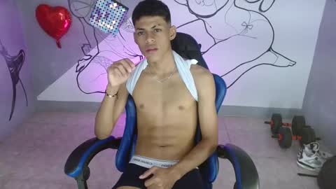 Snapshot of deivid_bigcock1 chatting on October 2025 01:12:02 AM Deivid online show from October 2025 01:12:02 AM