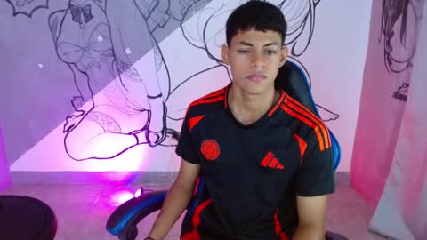 Snapshot of deivid_bigcock1 chatting on December 2025 06:34:01 PM Deivid online show from December 2025 06:34:01 PM