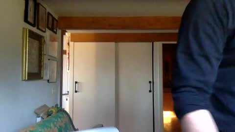 Hermes online show from February 2025 09:19:01 AM