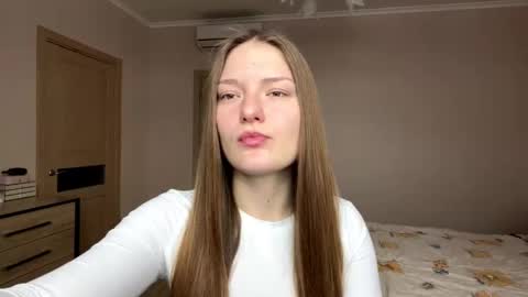 Snapshot of dejameneal chatting on February 2026 07:15:02 AM Mila online show from February 2026 07:15:02 AM