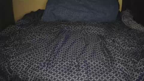 Deku  izuku3498 online show from April 2026 07:45:01 AM