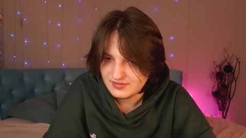 Snapshot of delalex chatting on March 2026 09:19:01 PM Alex online show from March 2026 09:19:01 PM