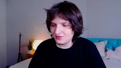 Snapshot of delalex chatting on April 2026 08:14:01 PM Alex online show from April 2026 08:14:01 PM