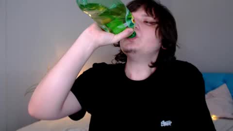 Snapshot of delalex chatting on April 2026 11:22:02 PM Alex online show from April 2026 11:22:02 PM