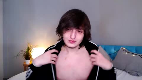 Snapshot of delalex chatting on April 2026 10:21:02 PM Alex online show from April 2026 10:21:02 PM